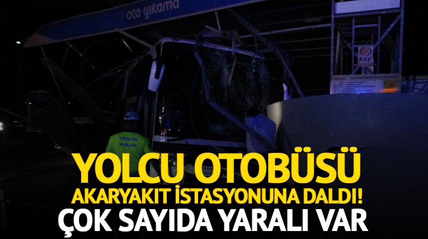 Kontrolden çıkan yolcu otobüsü akaryakıt istasyonuna daldı!