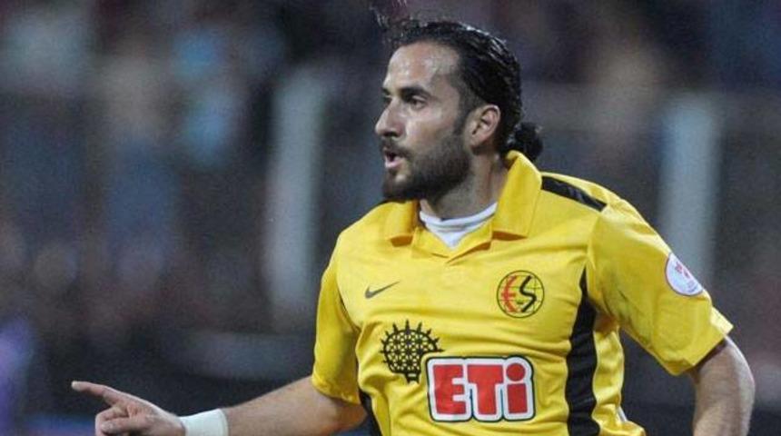 Erkan Zengin'den 4 yıllık imza!