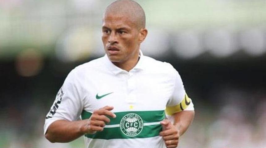 Alex'e nazar değdi!