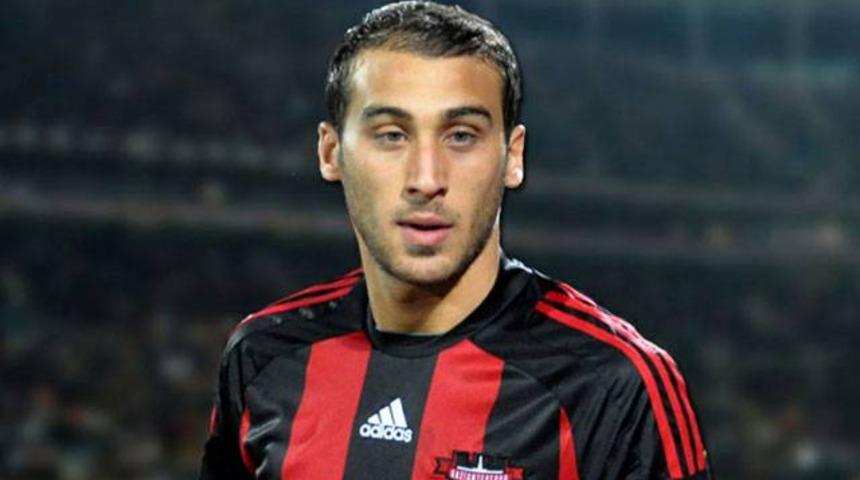 Ve Cenk Tosun Trabzon'da!