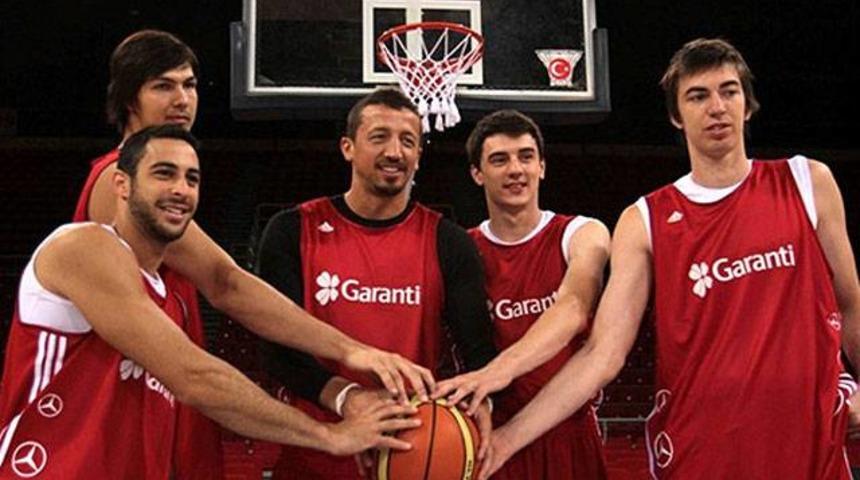 12 Dev Adam Bormio yolcusu 