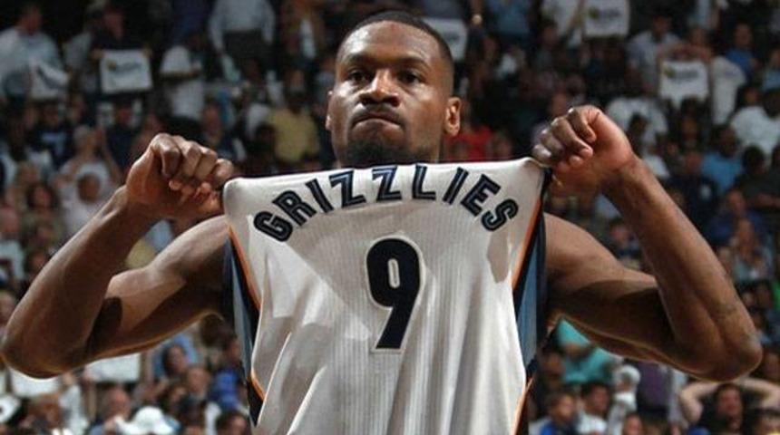 Tony Allen'ın s&ouml;zleşmesi uzatıldı