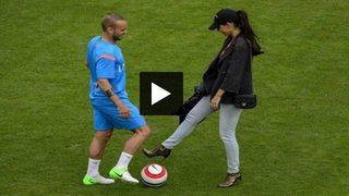 Yenge Sneijder topun başına geçti!