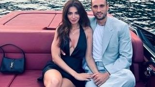 Melisa Aslı Pamuk ve Yusuf Yazıcı'dan çiftinden mutlu aile pozu! Minik Mylan'ı görenler aynı şeyi söyledi