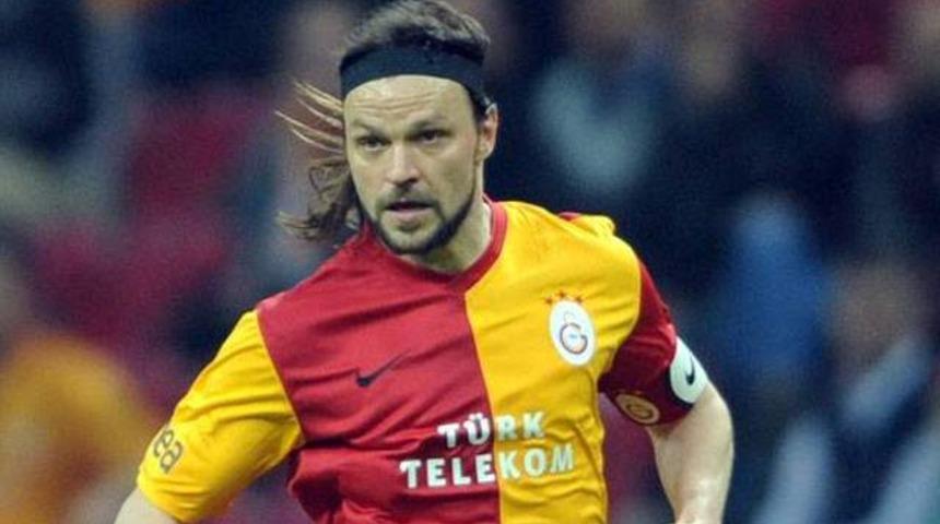 Ujfalusi yuvaya dönüyor!