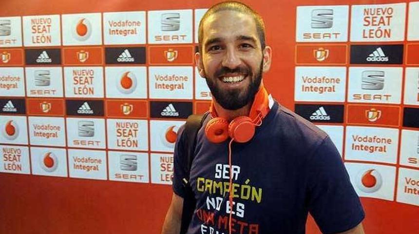 Arda Turan: UEFA kararlarına &ccedil;ok &uuml;z&uuml;ld&uuml;m