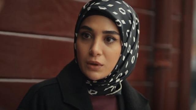 Akasya Durağı'nın Zeyno'su Sitare Akbaş özel hayatıyla gündemde! Gönlünü yakışıklı oyuncuya kaptırdı