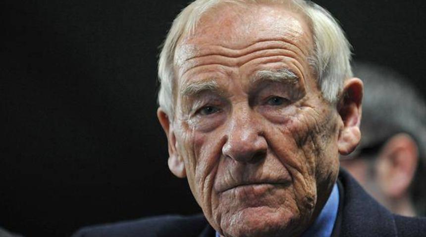 Efsane kaleci hayatını kaybetti!