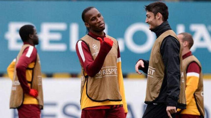 Bir jest de Riera'dan Drogba'ya!