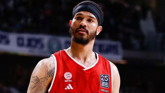 Anadolu Efes, Alman basketbolcu Nick Weiler-Babb'ı kadrosuna kattı!