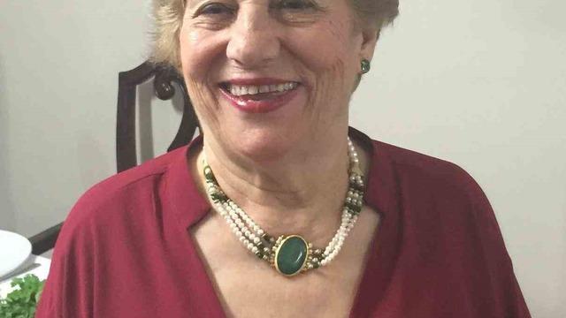 Eski Vali Engin’in eşi Koçarlı’da toprağa verilecek