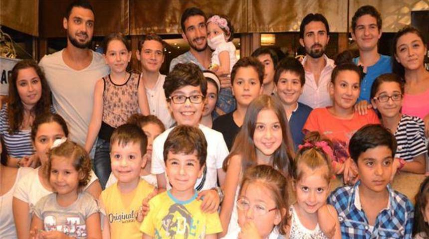 Fenerbah&ccedil;eli futbolculardan &ouml;rnek davranış