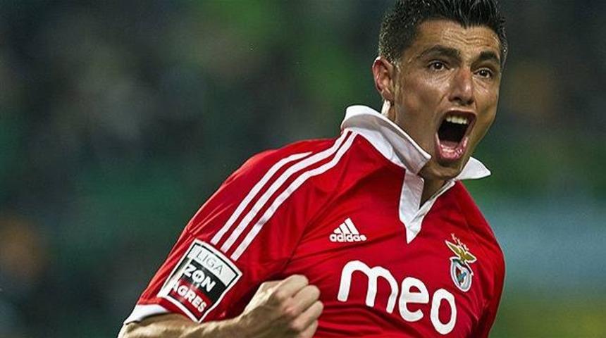 Cardozo'nun menajerinden flaş a&ccedil;ıklama