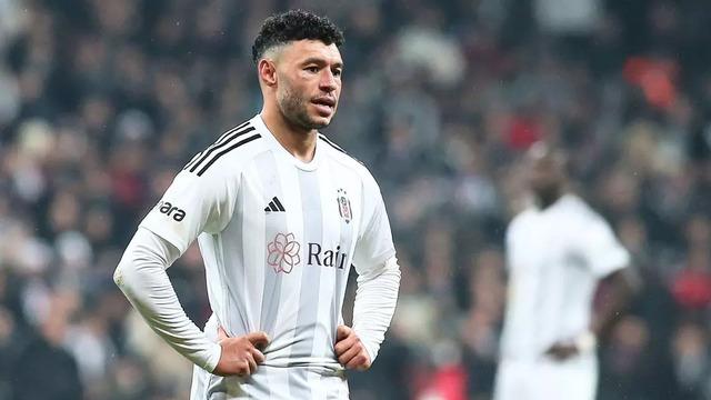 Beşiktaş'ta beklenen ayrılık! Chamberlain'in sözleşmesi feshedildi