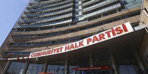 Baklava kutusu içindeki para görüntüleri gündem olmuştu! CHP'de 3 isme ihraç istemi