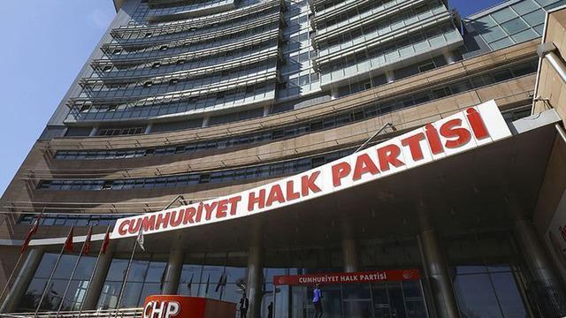 Baklava kutusu içindeki para görüntüleri gündem olmuştu! CHP'de 3 isme ihraç istemi