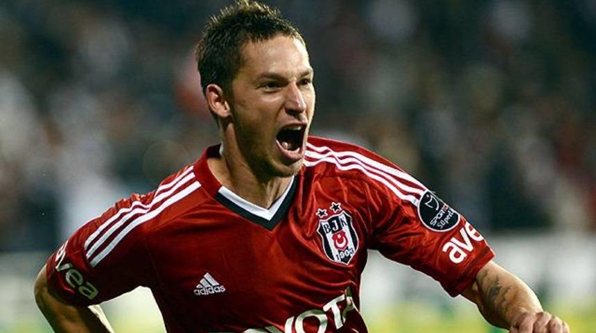 Holosko 8 hafta yok!