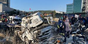 Can pazarı yaşandı! Korkunç kazada 5 kişi hayatını kaybetti