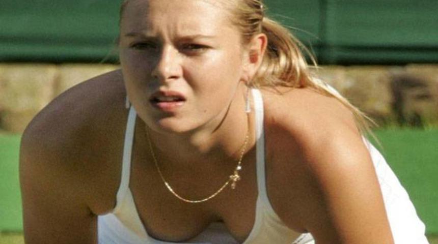 Sharapova Toronto'da yok!