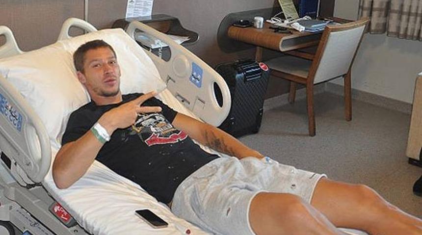 Holosko ameliyat oldu