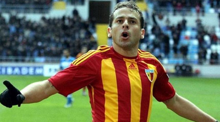 Bobo Katar’a gidiyor!