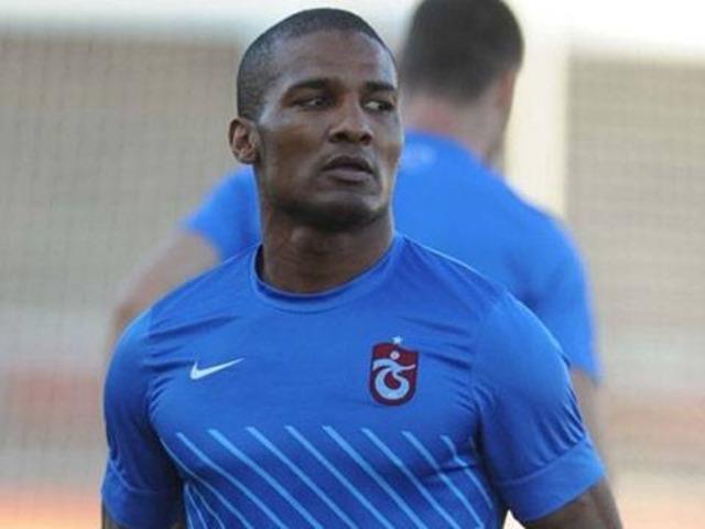 Malouda ilk resmi ma&ccedil;ına &ccedil;ıktı!