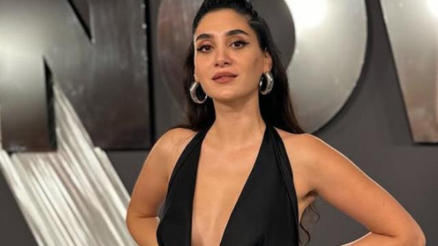 Kızıl Goncalar’ın Birgül’ü Sitare Akbaş ve Cengiz Orhonlu evleniyor! Nişan elbisesine beğeni yağdı