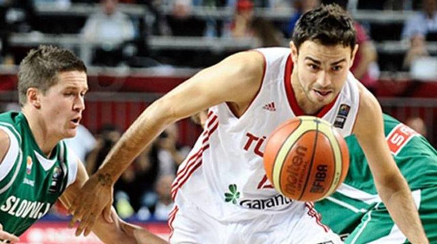 12 Dev Adam Slovenya'ya boyun eğdi!