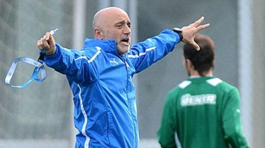 Hikmet Karaman'dan olay tweet!