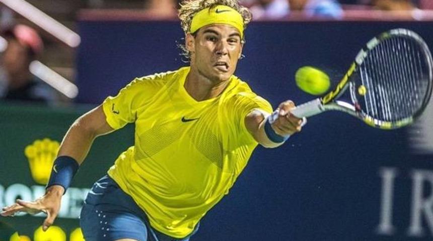 Nadal, Djokovic'i dışarı itti
