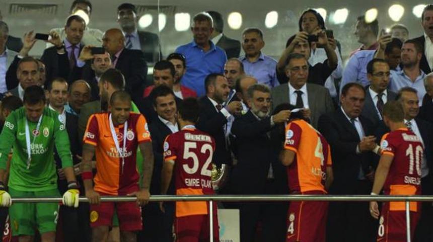 S&uuml;per Kupa'da madalya skandalı!