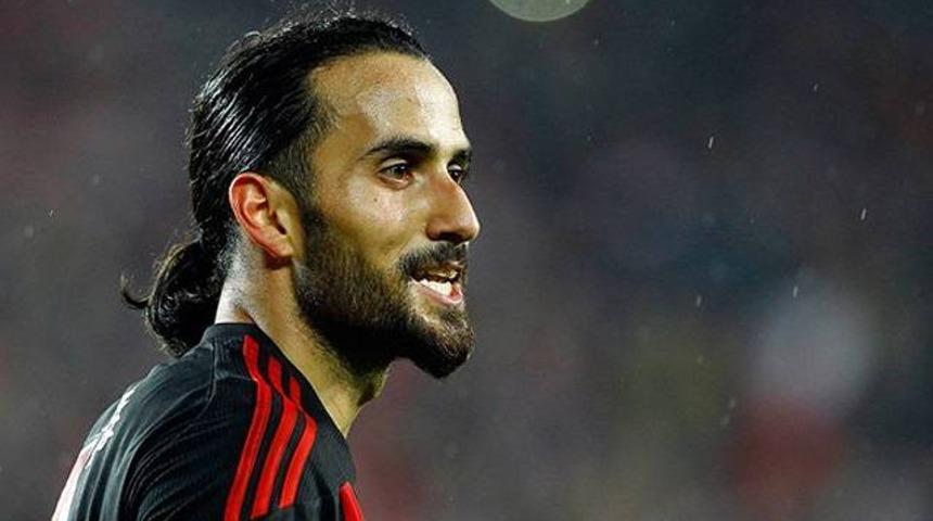 Galatasaray'dan Erkan Zengin açıklaması