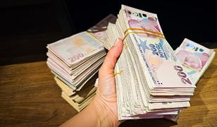 Bankacılık sekt&ouml;r&uuml;n&uuml;n mevduatı ge&ccedil;en hafta arttı