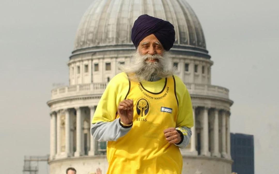 Bir aracın çarpmasıyla ağır yaralanan dünyanın en yaşlı maratoncusu Singh, 114 yaşında öldü! 1