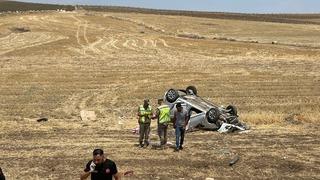 Siirt'te kontrolden çıkan otomobil tarlaya yuvarlandı: 1 yaralı