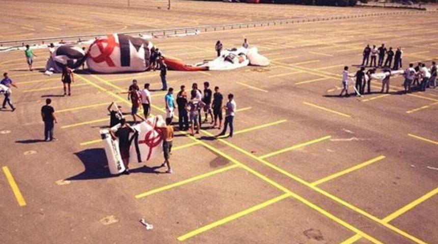 Olimpiyat'ta pankart kontrol&uuml;!