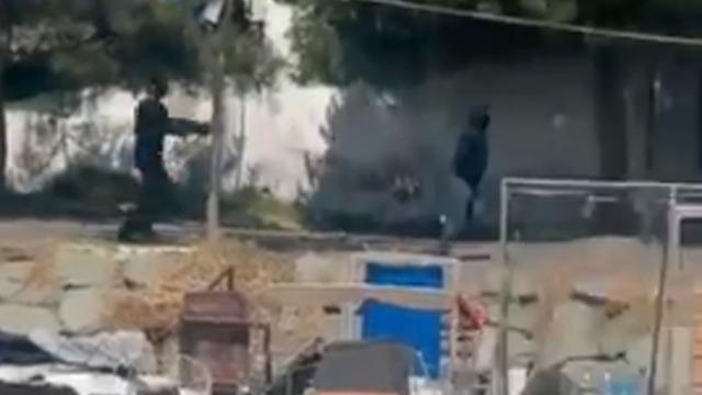 Küçükçekmece'de silahlı saldırı... 2 kişi yaralandı