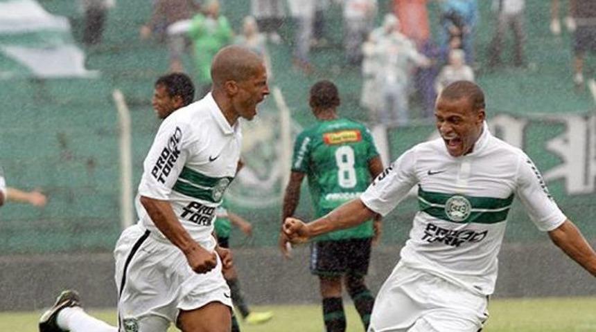 Alex'ten s&uuml;rpriz fotoğraf