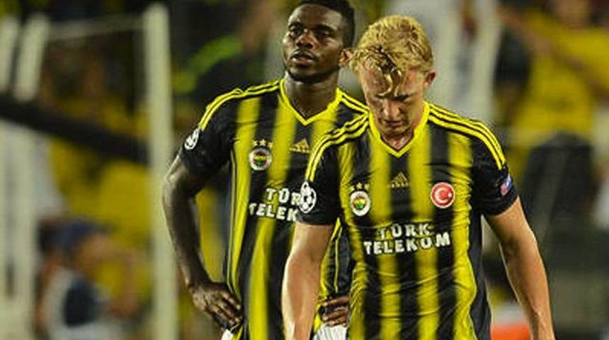 Kuyt'tan İngiliz muhabire kapak!