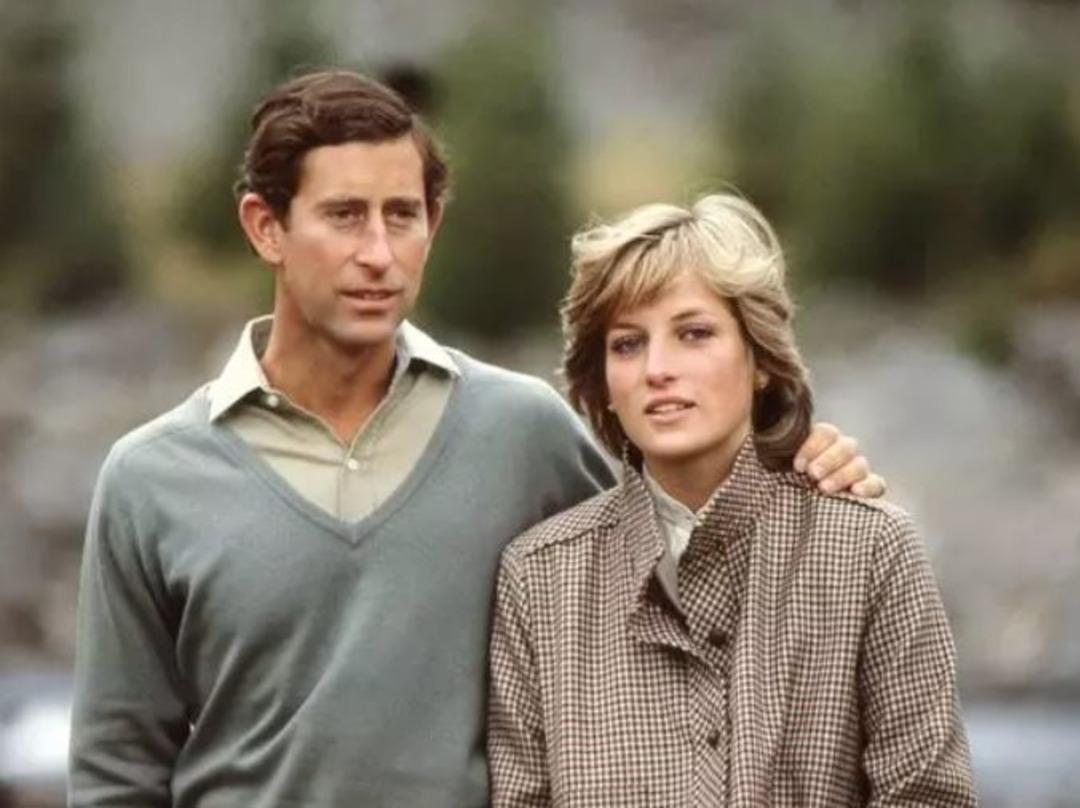 Diana’nın ahı mı tuttu? Kral Charles ve Camilla evleri ayırdı 2