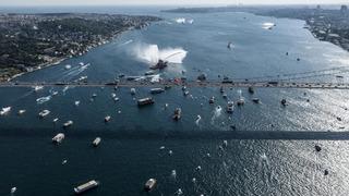 İstanbul Boğazı'nda 15 Temmuz geçişi: Milletimizin direnişine hep birlikte iştirak ettik