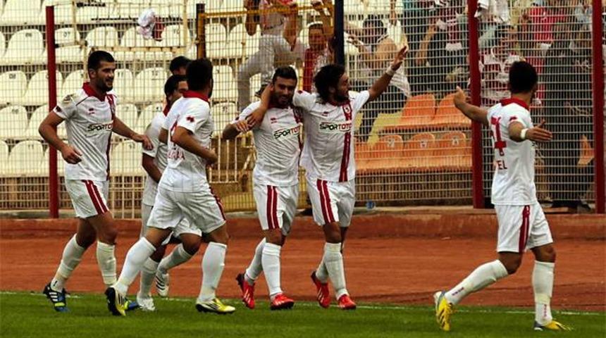 Samsun 3 puanı 3 golle aldı