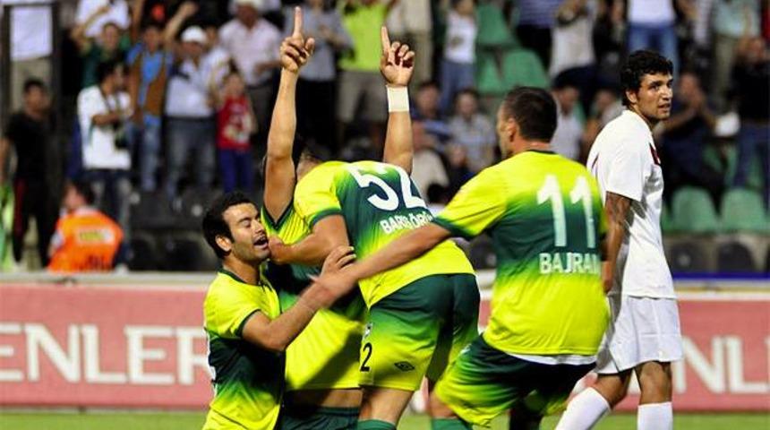 Denizli 3 puanı 2 golle aldı