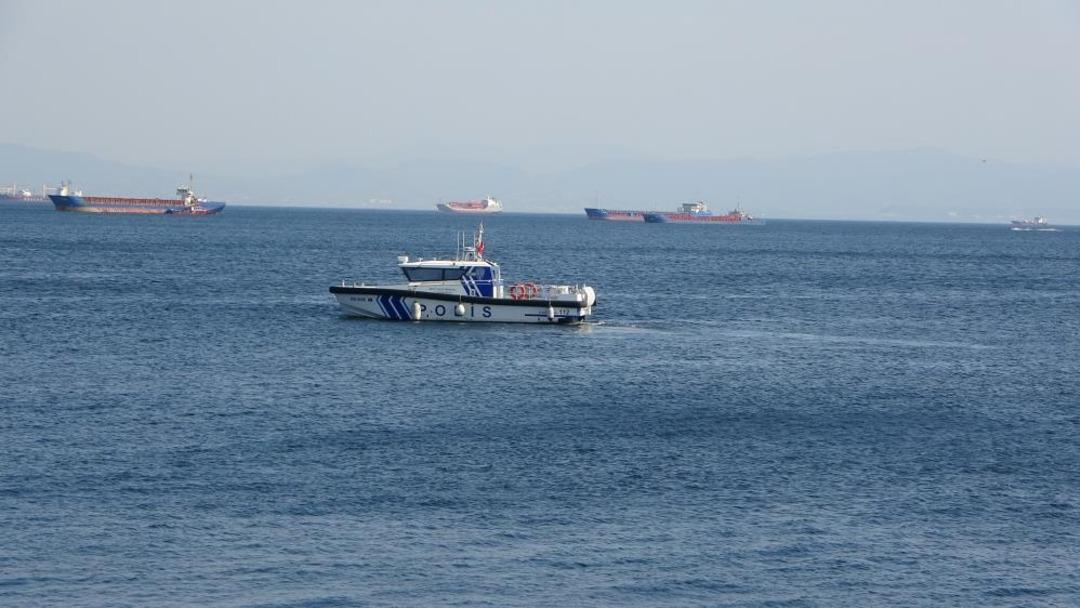 Kartal’da denize giren genç kayboldu: Arama çalışmaları sürüyor 3