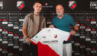 Wesley Sneijder'in oğlu Jessey, Utrecht ile profesyonel sözleşme imzaladı