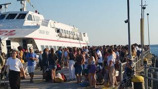 Marmara Denizi'nde panik anları! Deniz otobüsü, rahatsızlanan yolcu için geri döndü