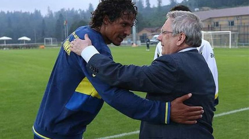 Aziz Yıldırım'dan futbolculara uyarı