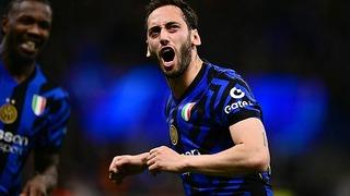 İsmi Galatasaray ile anılıyordu, Hakan Çalhanoğlu'nda olanlar oldu! Inter'den açıklama geldi... Başkan resmen açıkladı!