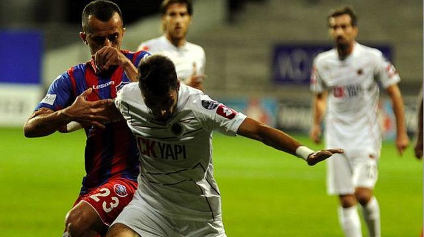 Karab&uuml;k'ten altın gol