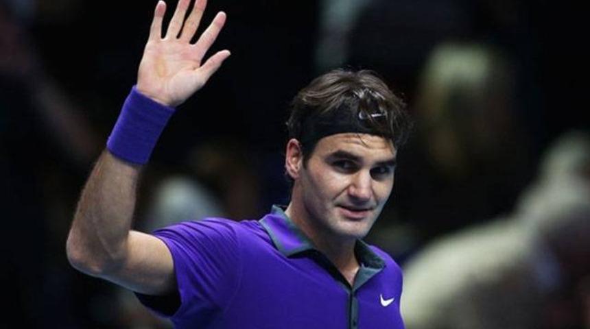 Federer'e büyük şok!
